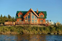 Intricate Bay Lodge