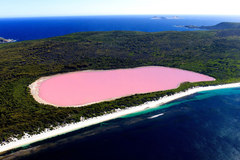 Lake Hillier, Belize