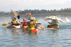 Swimming Pumpkins, Seegräben