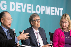 Jim Yong Kim - Bill Gates